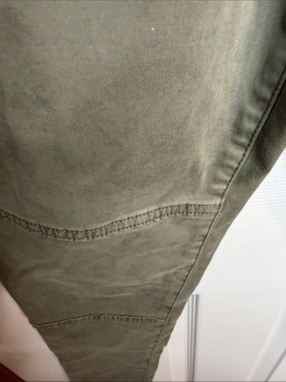 Women’s Olive Cargo Jogger Pants - Casual Utility Style - Picture 10 of 16